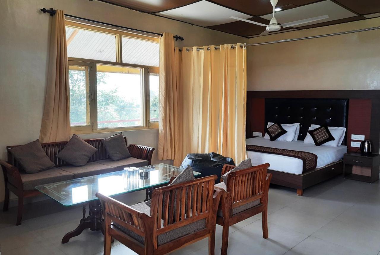 Pops Resort Pālampur Exterior foto