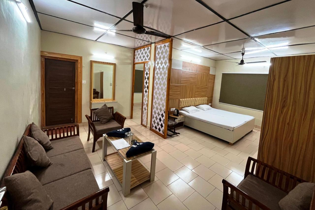 Pops Resort Pālampur Exterior foto