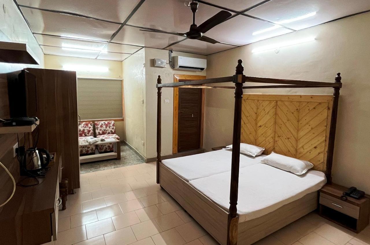 Pops Resort Pālampur Exterior foto