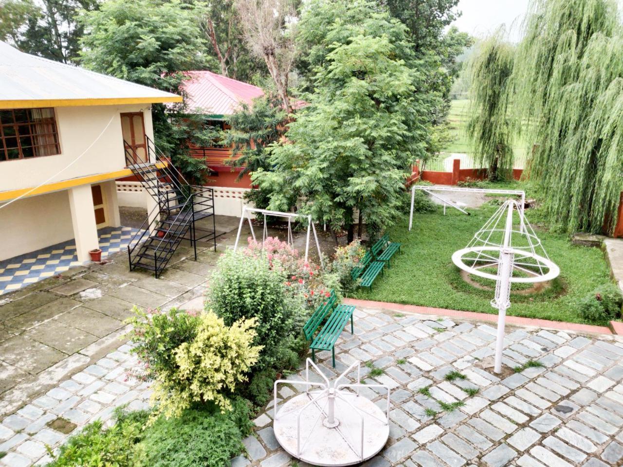 Pops Resort Pālampur Exterior foto