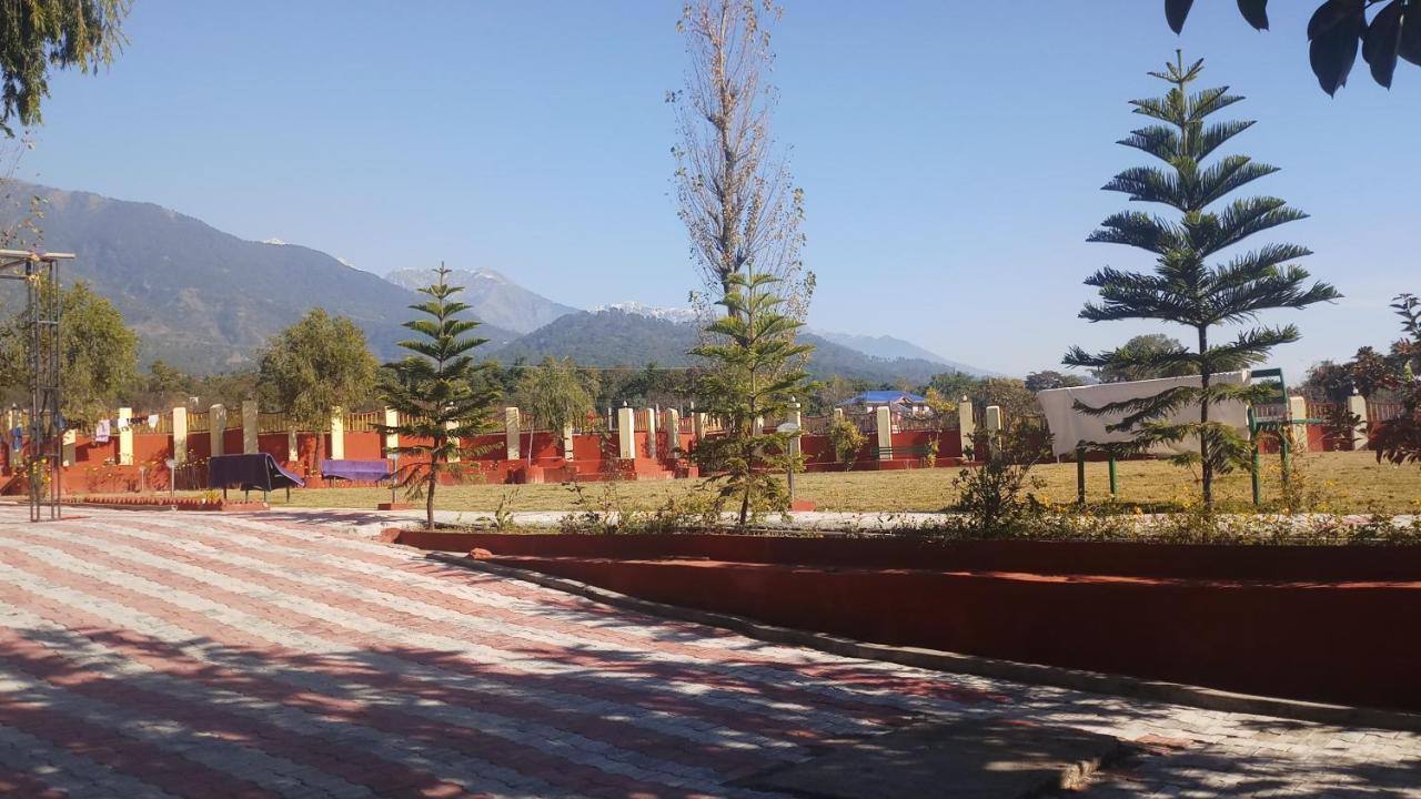 Pops Resort Pālampur Exterior foto