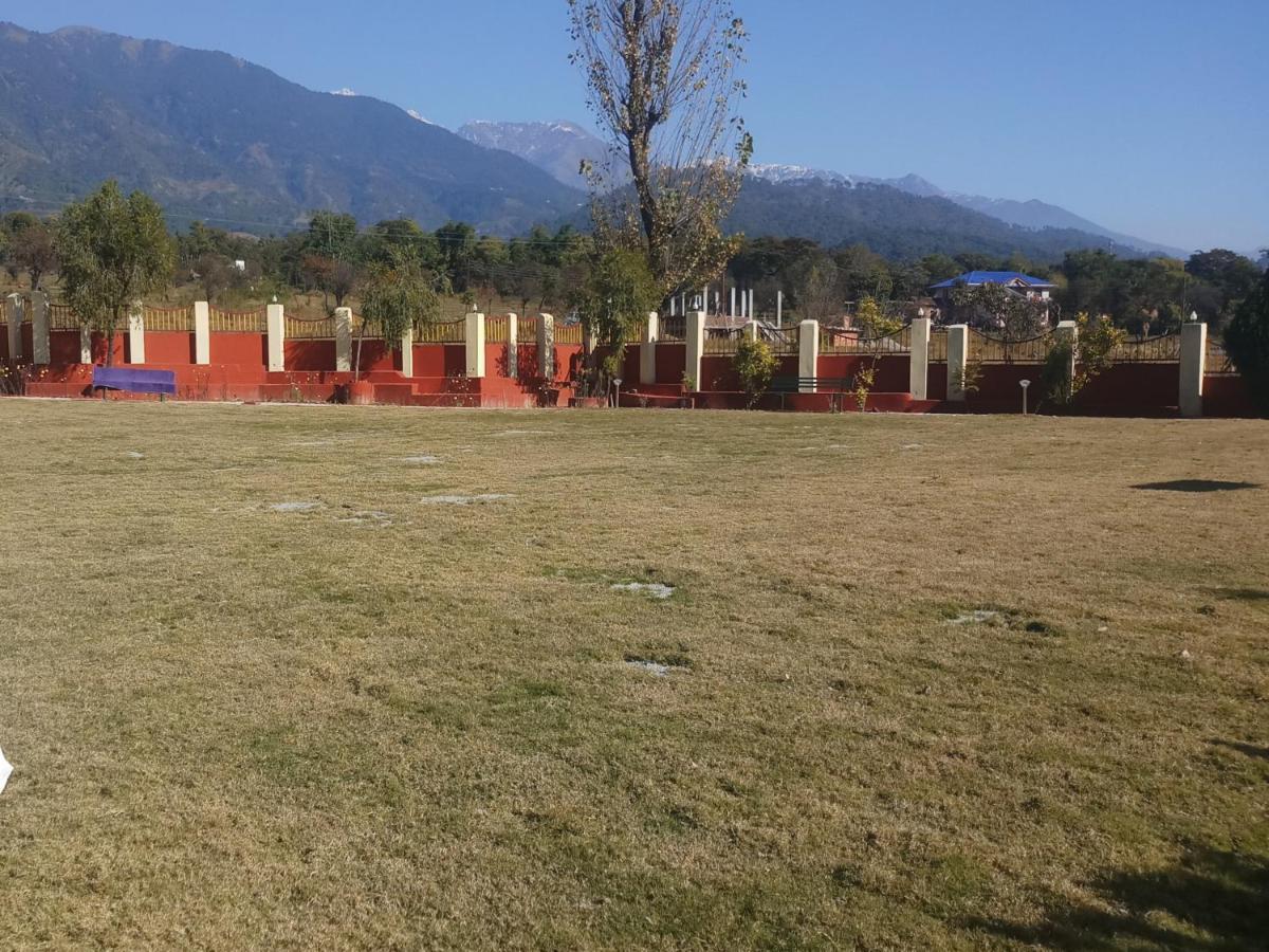 Pops Resort Pālampur Exterior foto
